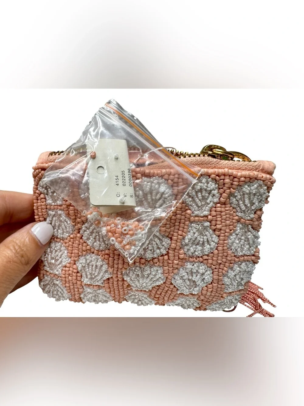 🐚✨ NWT Anthropologie Fiona Beaded Coin Purse Pink Shell Keychain Tassel 🎀